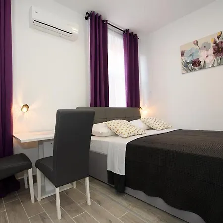 Sophie The Center Of The Old Town Ζαντάρ